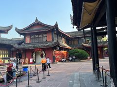 -峨眉山报国寺