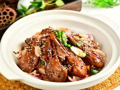 干锅鸭下巴-山里俏·地标皖南菜·屯溪臭鳜鱼(北城万达店)