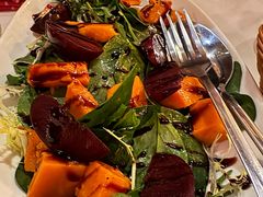 李子无花果和羊芝士沙拉-La Tavernetta(Bar à Vin)(乌鲁木齐路店)