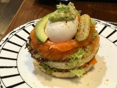 三文鱼水波蛋松饼-AFS Cafe & Canteen(闽江二路店)