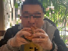 -HIGH FIVE哈福手工汉堡(桂林路店)