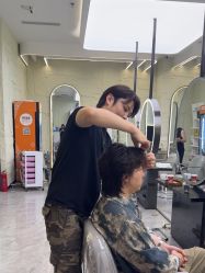 -慕名造型