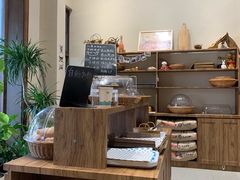 -沁屋面包店(人民东路店)
