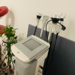 -舒欣头疗  白发脱发专业护理