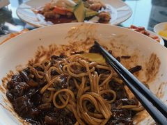 -桃园中华料理炸酱面(燕儿岛路店)