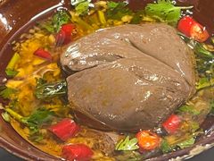 -鹿鸣山草本茶香火锅(园西路店)