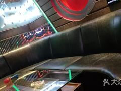 -GAGA主题量贩式KTV平价店(工大店)