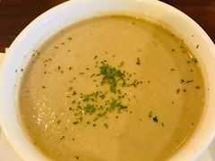 奶油蘑菇汤-浦鸿会尚莊亲子餐厅(碧云店)