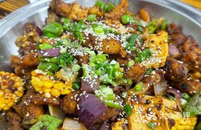 Stir-Fried Chicken Wings Pot
