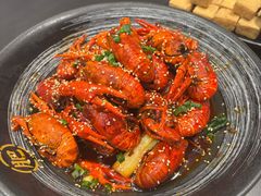 -肥肥虾庄·金牌油焖大虾(汉口城市广场店)