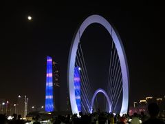 -南京眼步行桥