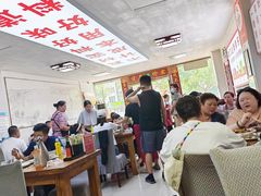 -溢心园香河肉饼总店