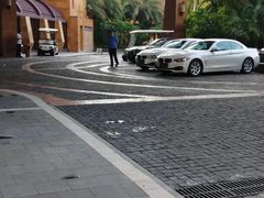 -三亚湾海居铂尔曼度假酒店