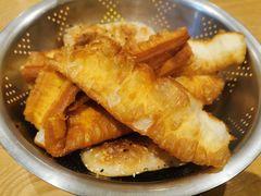 油条-弄堂咪道-饭香·面香·馄饨香(钦州北路田尚坊店)