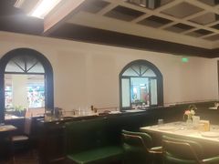-静香HOUSE·全时段融合餐厅(七星欢乐颂店)