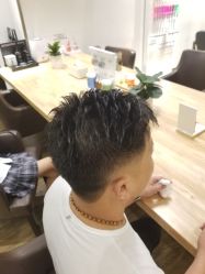 点击看大图 -Mentor Hair Salon