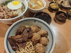 -矮子粉店1985·长沙米粉(湘春路店)