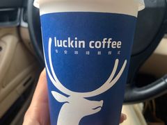 澳瑞白 Flat White-瑞幸咖啡(皇城广场店)