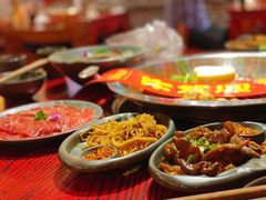 -谭鸭血老火锅(远大购物广场店)