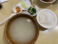 举人过桥米线-桥香园云南过桥米线(金马碧鸡店)