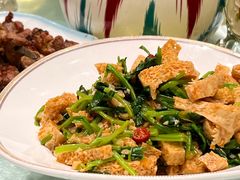 -马尔龙新疆饭店·清真(瑞景店)