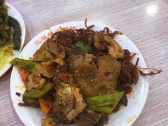 -三姐妹冷面馆(保卫路店)