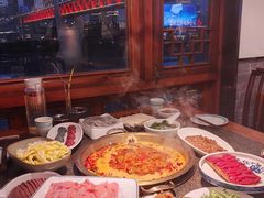 -小天鹅火锅·一线江景洪鼎旗舰店(洪崖洞店)