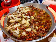 -渝信川菜 · 川味家常菜(财富购物中心店)