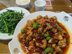 -重庆石磨豆花庄(乔庄店)