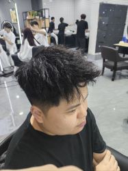 -藤野造型烫染接发