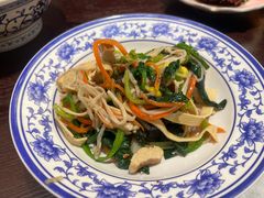 老南京素什锦-古都历食南京菜·烤鸭·鸭血粉丝·汤包(南京博物院店)