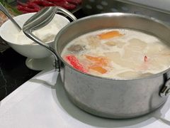 -红鼎豆捞·非遗鲍皇汤火锅(宝丰路店)