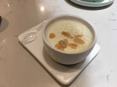 双皮奶-悦满楼·西关名点·湛江名菜(航空综合大厦店)
