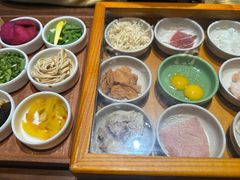 -良米山·云南野生菌过桥米线(上海首店)