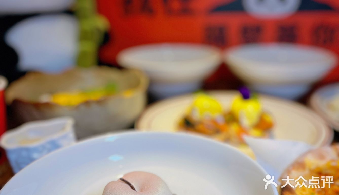 🌼 种草：和熊猫一起享受美味西餐，太治愈啦～