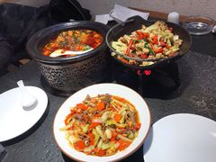 -万重锦·人文川菜馆(骡马市店)