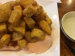 -鹤乡东北菜(崮山路店)