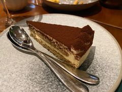 -Laures·月桂西班牙碳烤餐厅(十尚坊店)