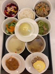 -爱陪伴一对一月子中心(融侨店)