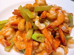 鸡里蹦-北平小馆·烤鸭·家常菜(磨房北里店)