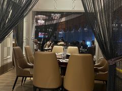 -荣誉国际酒店-云顶旋转餐厅
