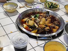-晓彭肥肠鸡·泡椒鸡火锅(水木天地店)