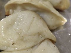 -黄阿姨锅贴大王(万航渡路店)