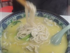 -明呈黄鱼面馆(斜土路店)