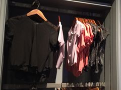 -Hollister(天环广场店)