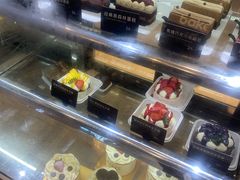 -红跑车蛋糕世界(网巾市店)