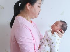 -爱贝尔高端月嫂(母婴护理)