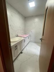-月满阁月子中心(莲湖区店)