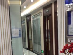 -泰康拜博口腔(世博园乐尔店)