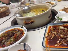-土连锅·现熬养生汤锅(梁家巷店)